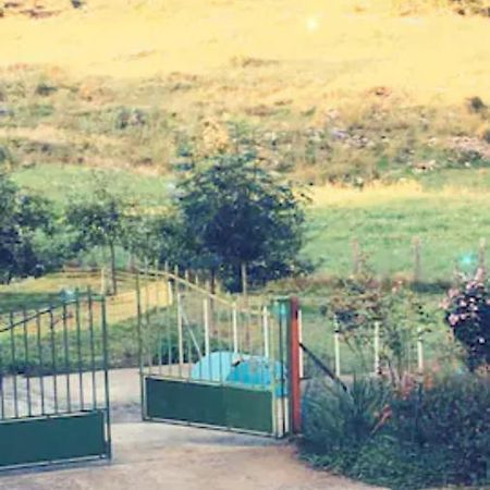 Chambre Familiale A La Ferme Montesquieu-Avantes Экстерьер фото